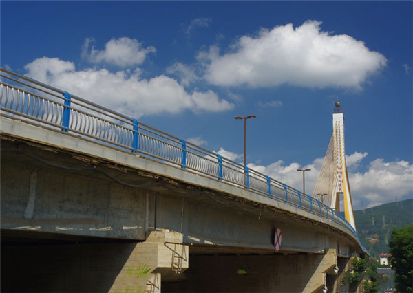 武威304不锈钢桥梁护栏：安全、耐用与美观的完美结合